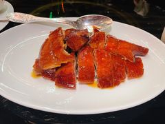 脆烧沙溪米鸭（半只）-北京四季酒店·采逸轩