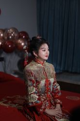 -莫小姐婚纱