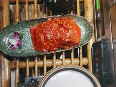 -老牌坊云南鱼豆花火锅(哈西万达店)