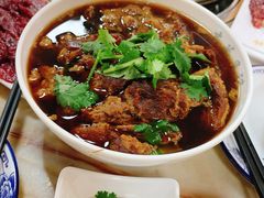 -杏花吴记牛肉火锅
