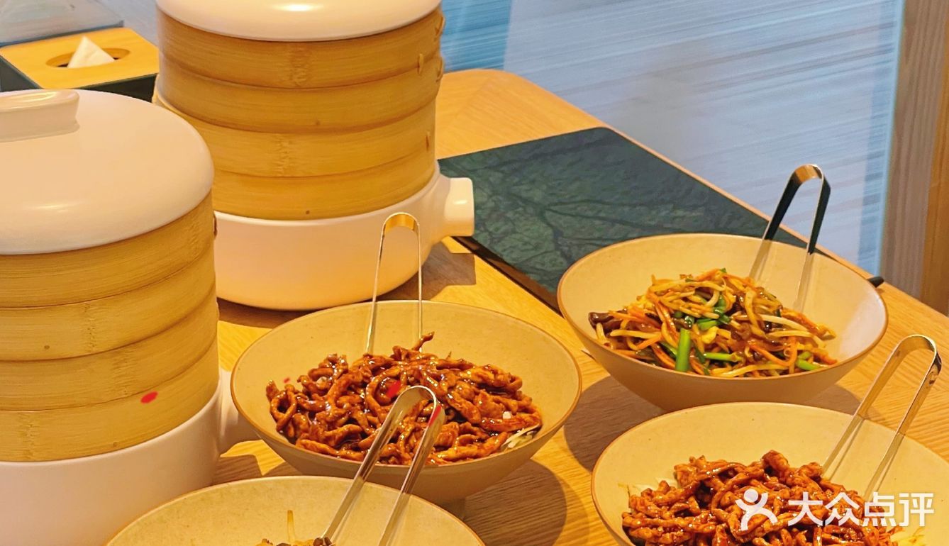 岛上也有人均40的春饼店了