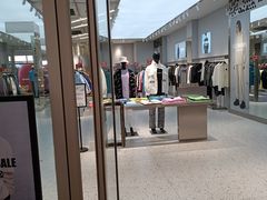 -枫叶小镇奥特莱斯