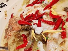 -江渔儿酸菜鱼·拔草餐厅(虎门君乐汇店)