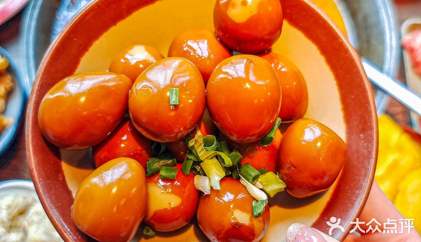 终于吃到这家重庆火锅🙈排队一小时果然值