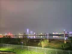 -秋水广场