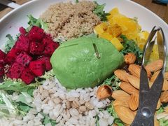 牛油果沙拉-小大董·烤鸭(凤凰汇店)