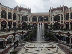 -佛罗伦萨小镇广佛名品奥特莱斯(疏港路店)