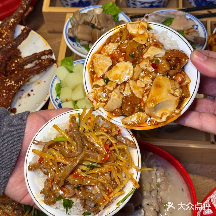 在成都还有谁没吃过这家蹄花?!