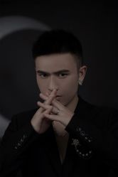 -芭莎视觉婚纱摄影(花溪店)