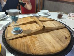 -鲁员外地锅鸡地锅鱼(龙湖江东天街店)