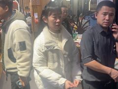 -禧香逢烧烤金牌鸡手王(繁荣路店)