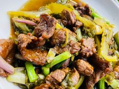 酸菜炒牛肉-东山茶寮(新安店)