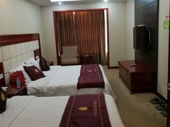 -兴芮温泉度假区