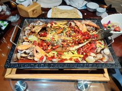 -东来菜馆•手抓海鲜家常菜•海鲜锅贴(鸽子窝店)
