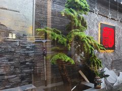 -毛辣果·贵州红酸汤牛肉火锅(西单店)