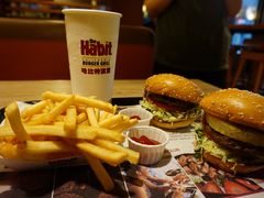 -The Habit Burger Grill 哈比特汉堡(复兴soho店)