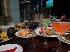 -荣誉国际酒店-云顶旋转餐厅
