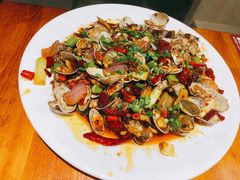 香辣火爆花甲-86烧烤 | 江湖菜(石人总店)