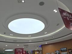 -雅悦齿科(顾村公园店)
