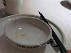 -江渔儿酸菜鱼·拔草餐厅(虎门君乐汇店)