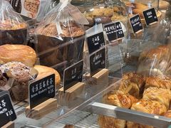 -麦田工坊(月湖店)