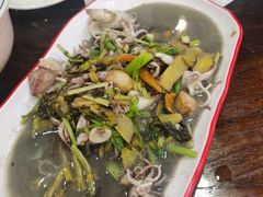 -谊荣海鲜大牌档(石湖店)