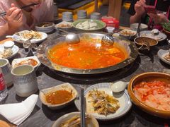 -野山舂·贵州现舂酸汤牛肉(东山店)