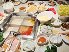 -海底捞火锅鲜切牛肉主题店(长寿路店)