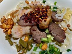 -牛八宝桂林米粉(八里庄店)