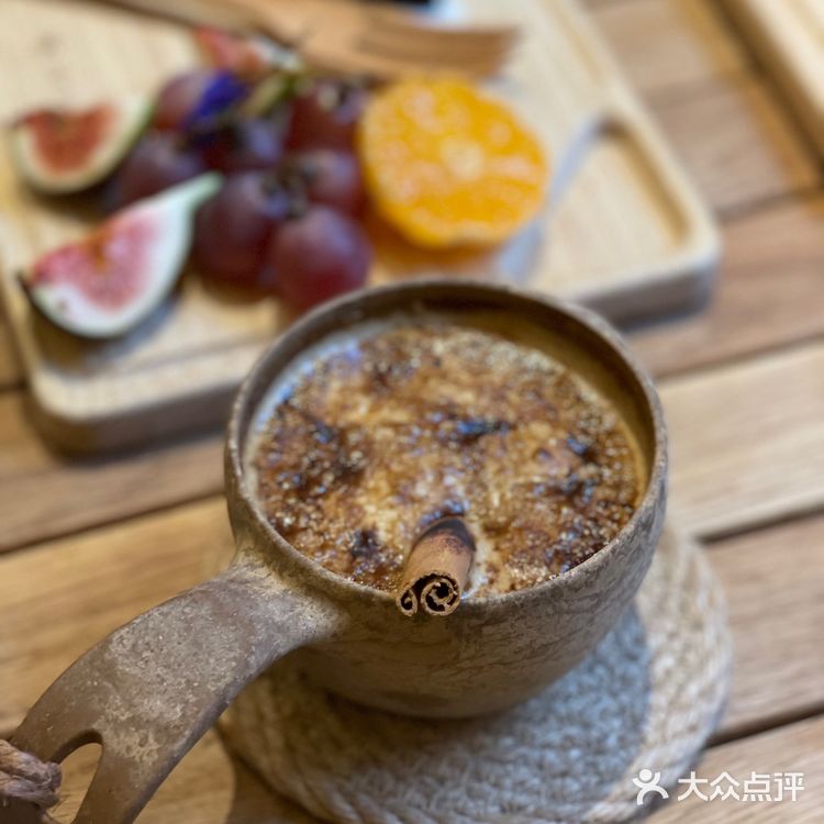 郑州首家市内露营咖啡馆