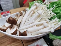 豪华鲜菌拼盘-为什么牛潮汕牛肉火锅(万胜广场店)