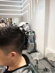 -苏豪路易士·嘉玛发廊