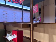 -海底捞火锅(金山百联店)