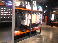 -NIKE(青岛四方利群店)
