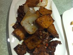 杏鲍菇牛肉-熠盛粤味(永康路店)