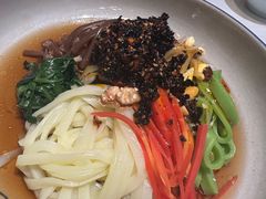 -江城小馆陕南妈妈菜·全球旅行餐厅(钟楼店)