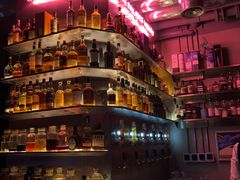 -TASTE ROOM Bar