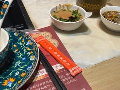 -尚尚仙·酸汤猪手·猪肚鸡火锅(华联万柳购物中心店)