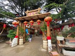 -旺角小渔村·海肠捞饭开创者(环山路店)