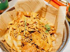 -红渡小香·牛肉麻辣香锅(车站南路店)