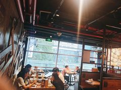 -管氏翅吧(中关村店)