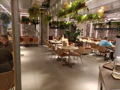 -老乡鸡(上海白玉兰广场店)