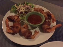-Dash Teak House