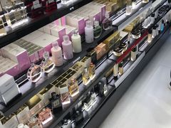 -Tom Ford(King Power Duty Free Company)