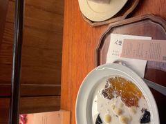 -RUXU入续糖水铺与包(卓悦中心店)