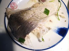 -姜君·千岛湖鱼头馆(浦东大道店)