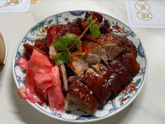 叉烧拼烧鹅-憶廟街 X 沙角邨(太古城店)