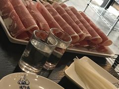 -楼外楼大刀肉传统火锅居(幸福街店)