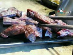 招牌手打牛肉丸-手选潮汕鲜活牛肉火锅(二七广场店)