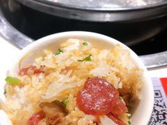 特色腊味煲仔饭-百年果林椰子鸡(中洲店)